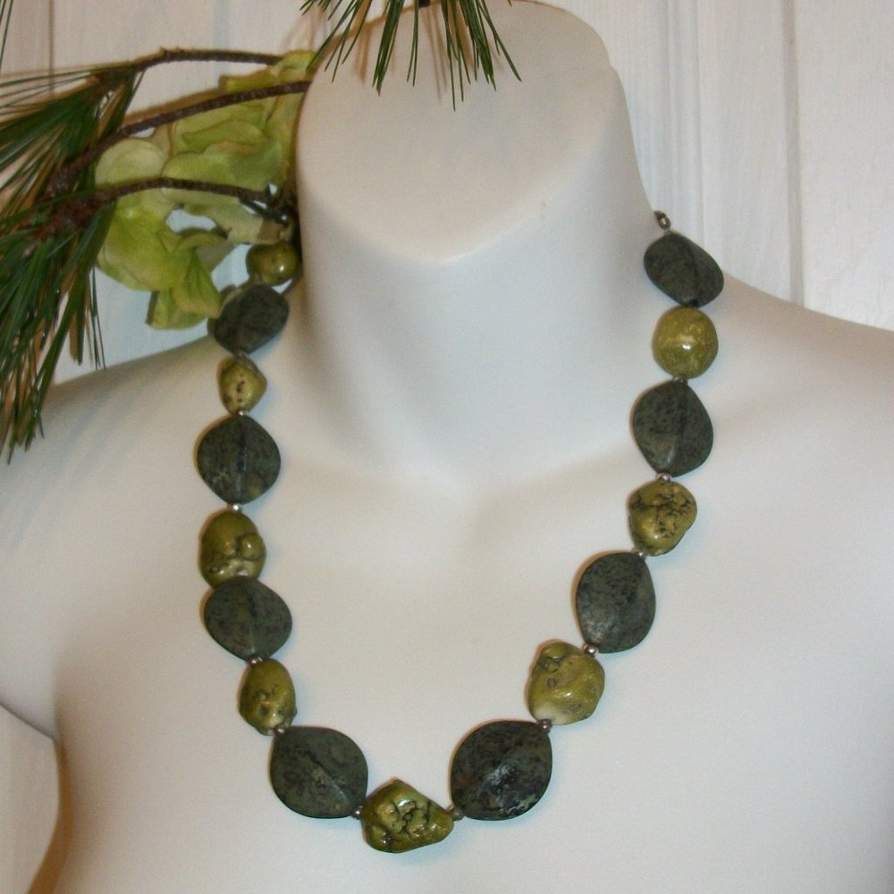 Dark Green Lace Stone & Natural Lime Green Magnesite Stone Necklace 19"
